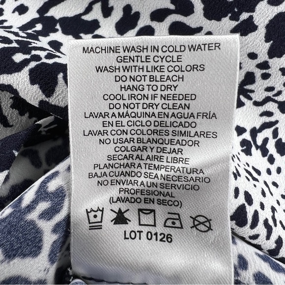 MEDIUM HILARY RADLEY LEOPARD PRINT BLOUSE ANIMAL SHORT SLEEVE LIGHTWEIGHT - Picture 11 of 11